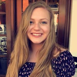 Meet your Posher, Olivia